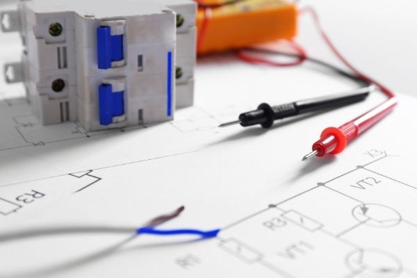 Come progettare in modo preciso un impianto elettrico Come progettare in modo preciso un impianto elettrico