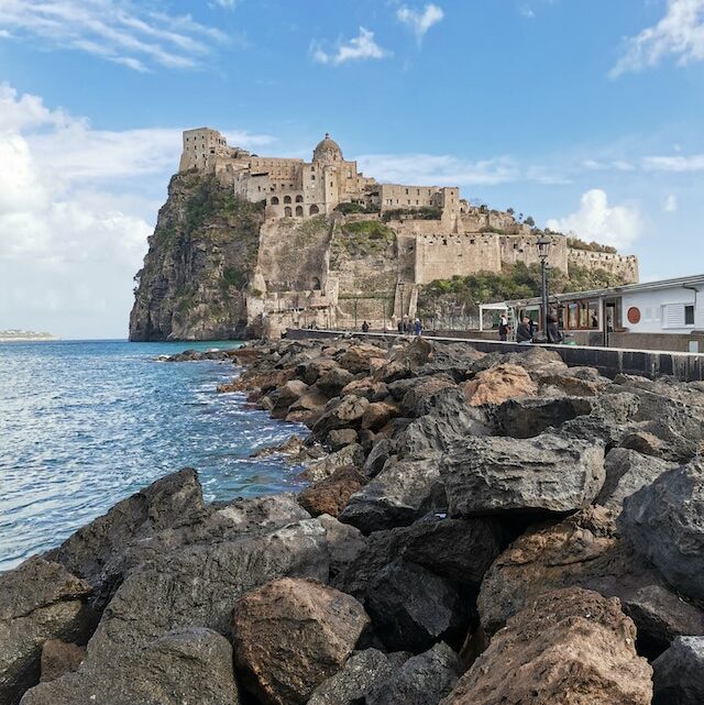 Ischia: l’isola del Golfo di Napoli che ha tutto Ischia: l’isola del Golfo di Napoli che ha tutto