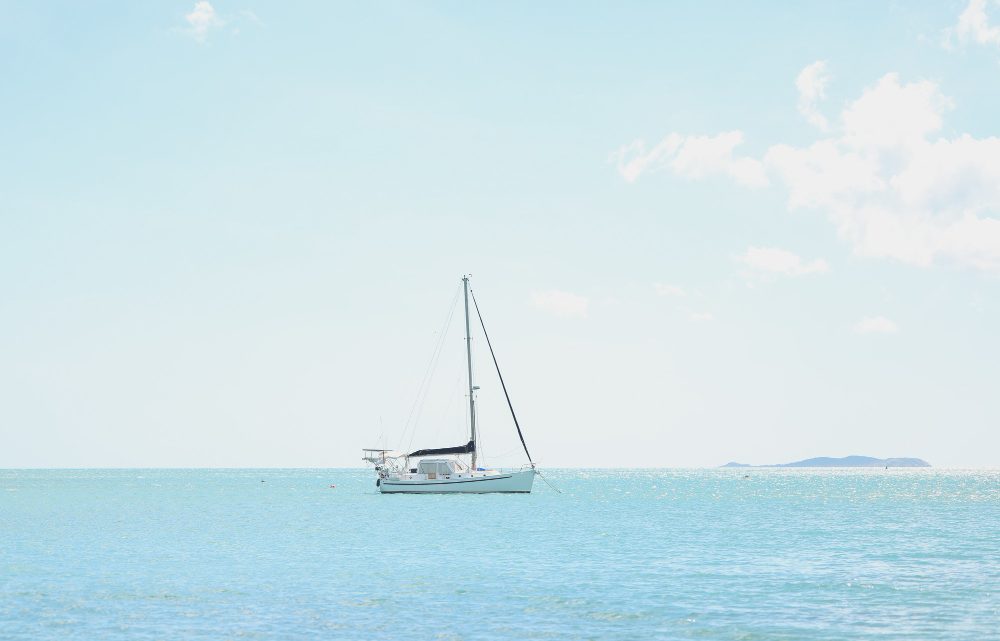 Perché Scegliere lo Skipper per la Tua Vacanza in Barca a Vela