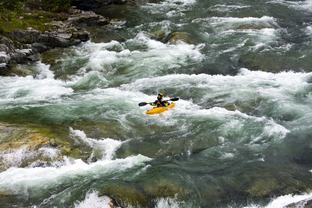 Canyoning: Avventura tra adrenalina e natura incontaminata